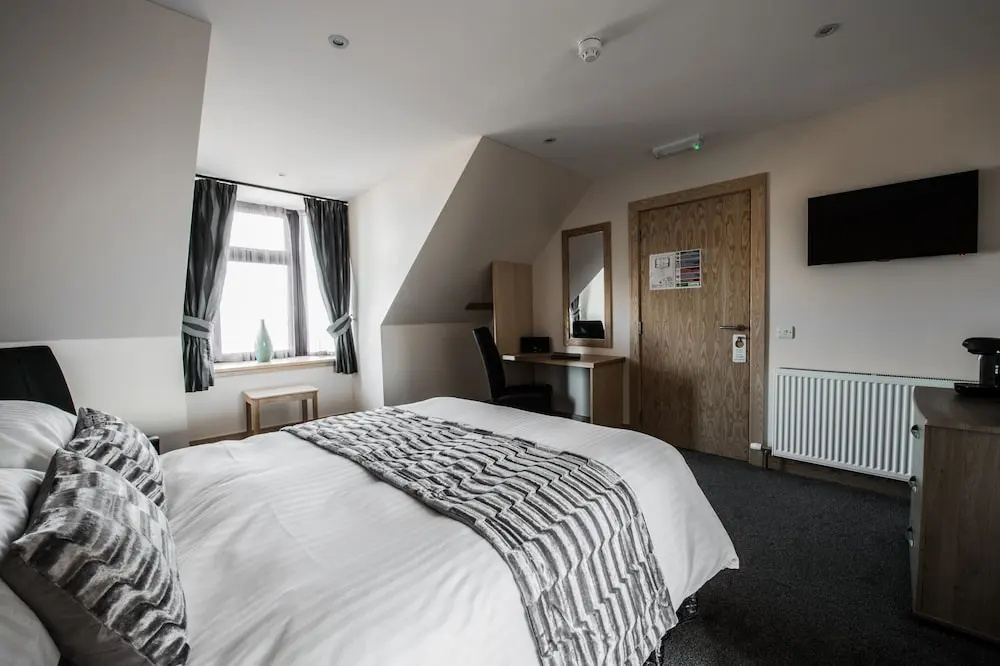 Seaview Hotel
