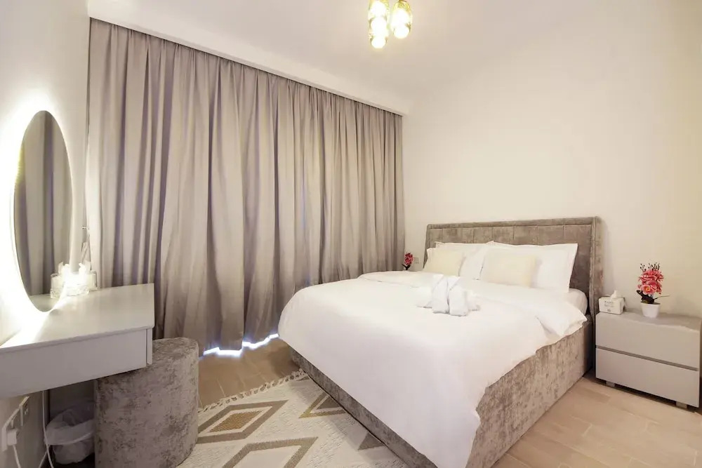Breeze Residence-Brand New Furnished 2BR