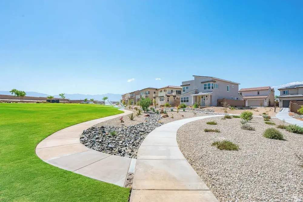 Stylish 3BR Oasis in Palm Desert Near El Paseo Zoo