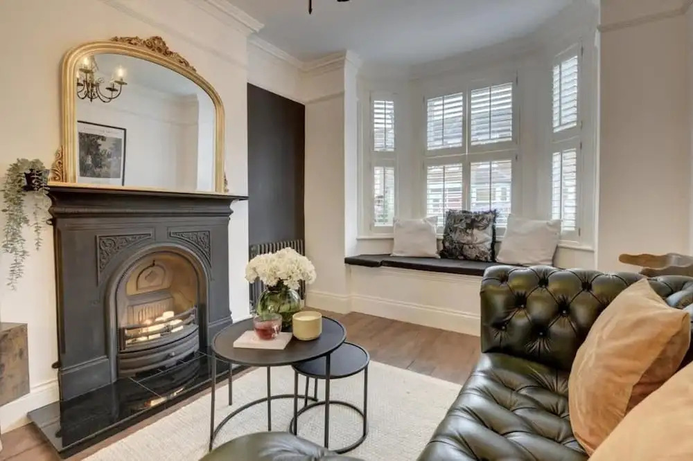 Host Stay York Street
