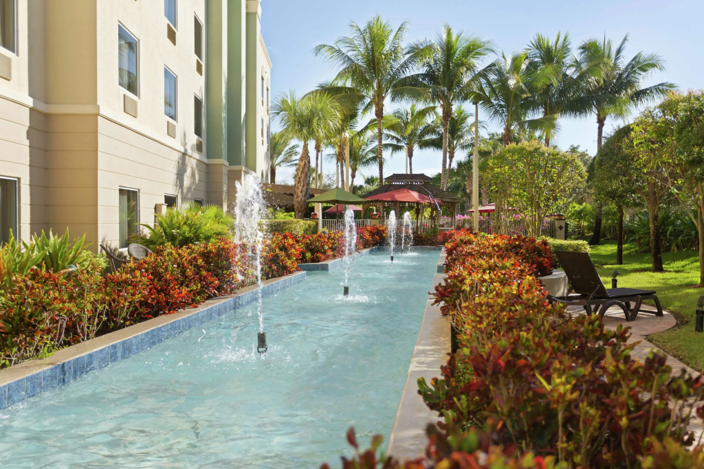 Hampton Inn & Suites Wellington