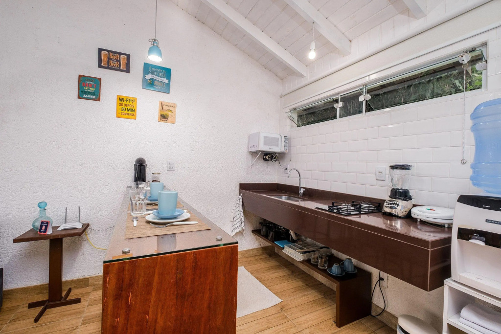 Charmoso studio beira Lagoa da Conceição JHG1733