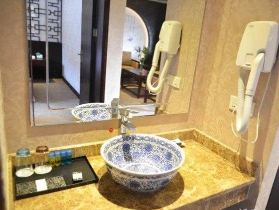 Zhuozheng Bieyuan Hotel