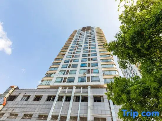 Tianbao Huating Apartment (Shanghai Tongji University Branch)