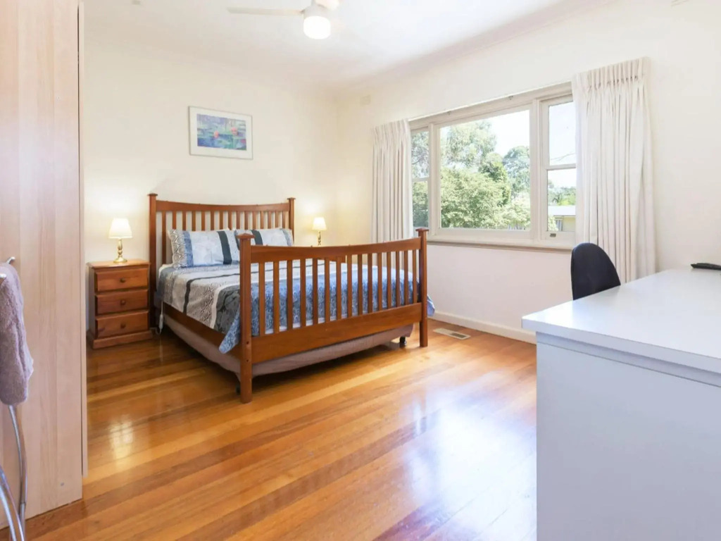 Renovated Beach Beauty - Rosebud