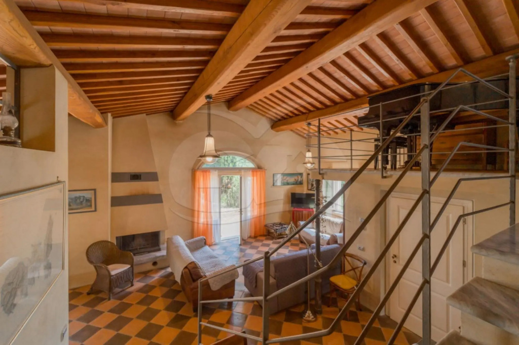 Elegant Villa Ivana 7/8 bed immersed in a green garden 600 meters from Reale beach-VILLA IVANA