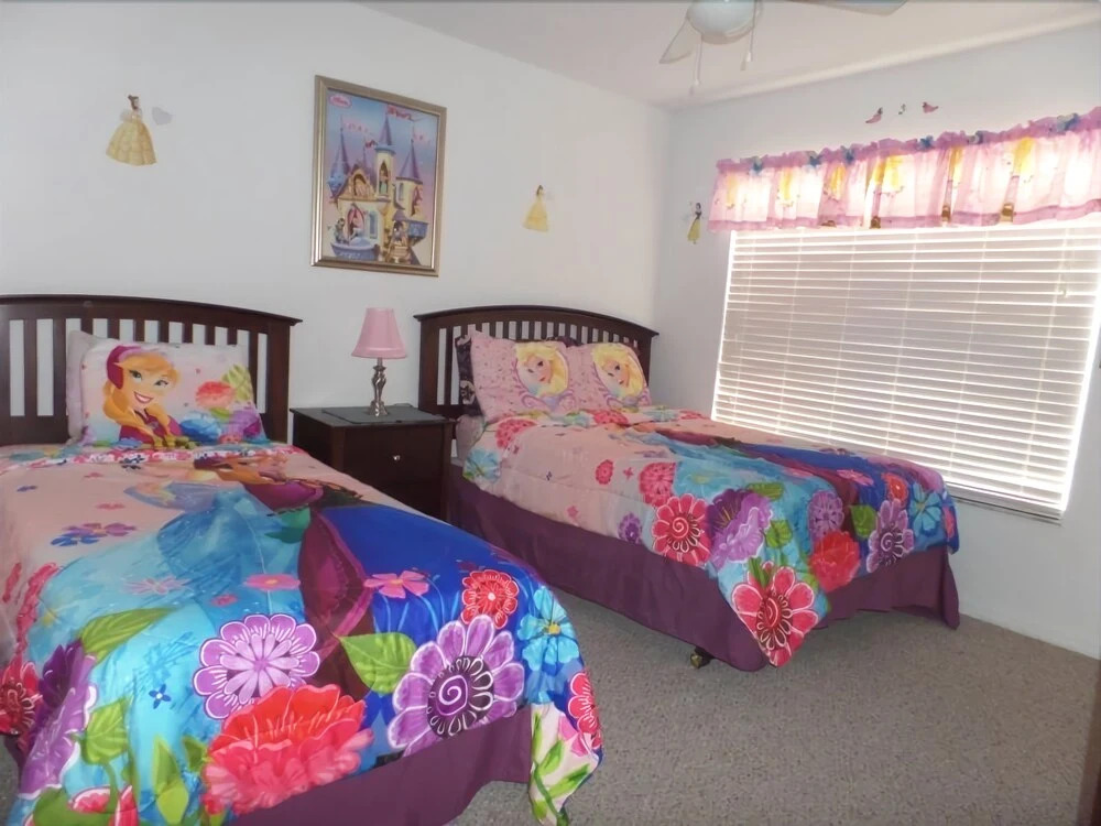 1391-38559 - 4 Bedroom Townhome