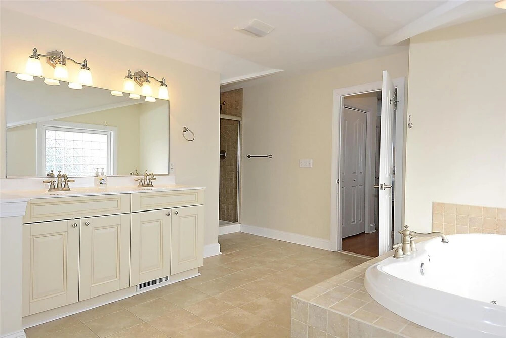 202 S Ocean Dr South Bethany by Long & Foster