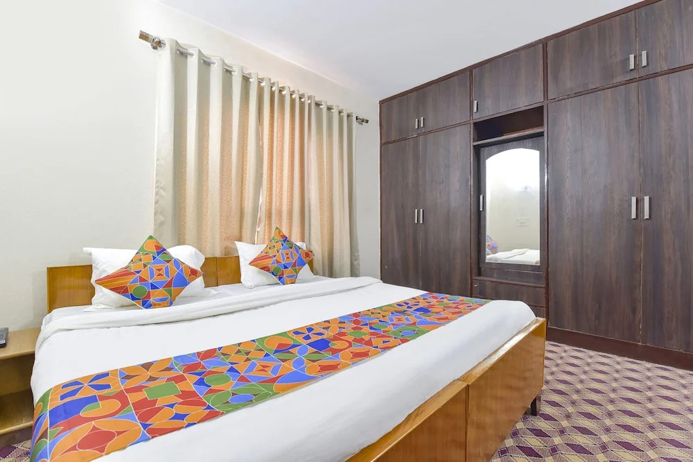 Hotel Legend Residency