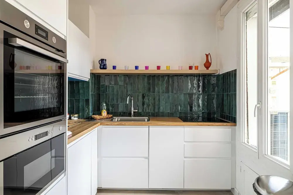 Elegance and Refinement With A/C - Cannes
