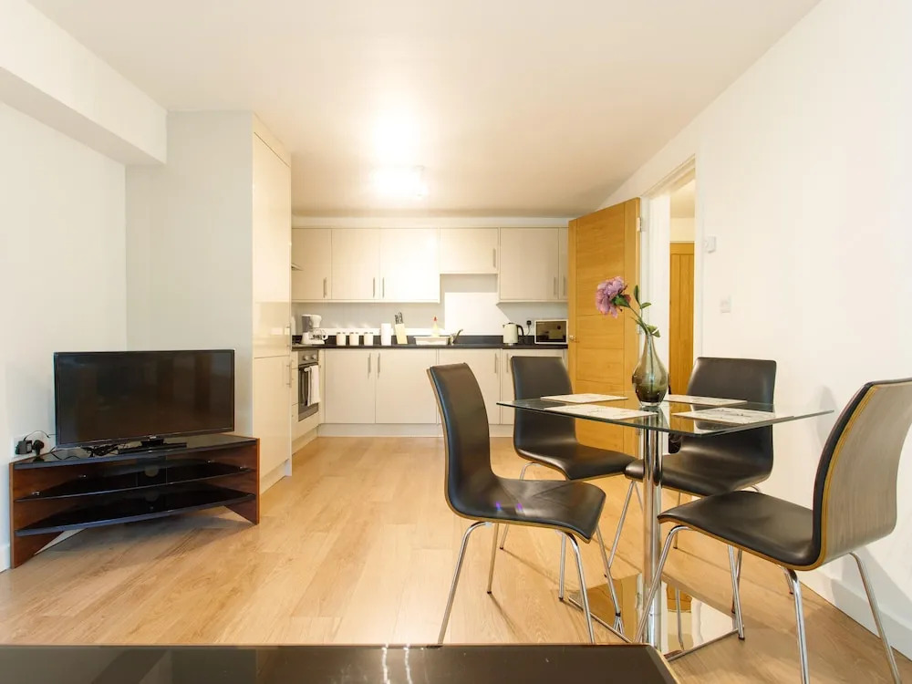 Dartford Serviced Apartment