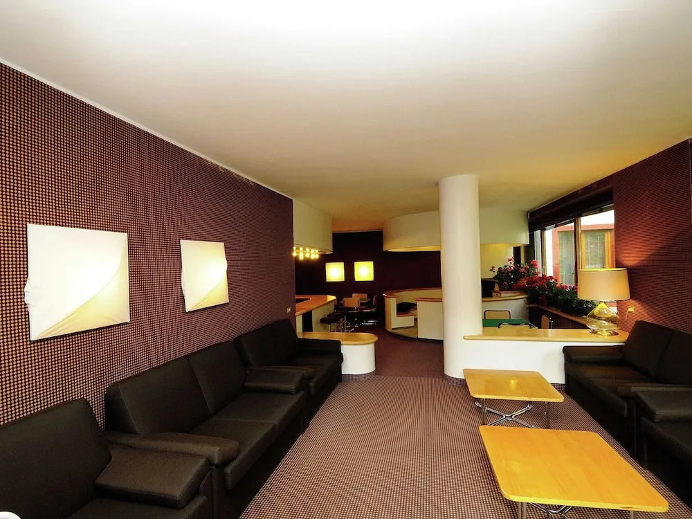 Contemporary Apartment in Breuil-Cervinia near Ski Area