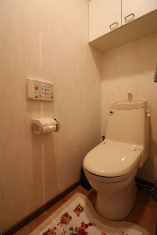 Sophia Court room101.102