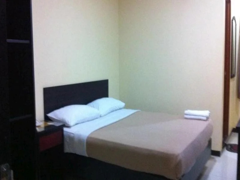 Pagoda Hotel