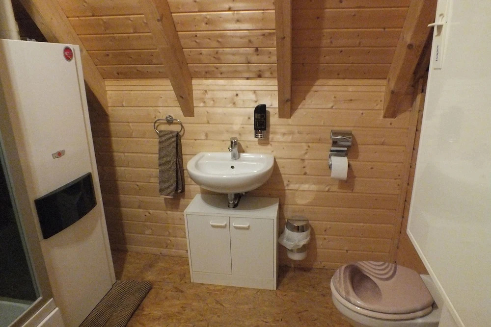 Rheinufer Lodge