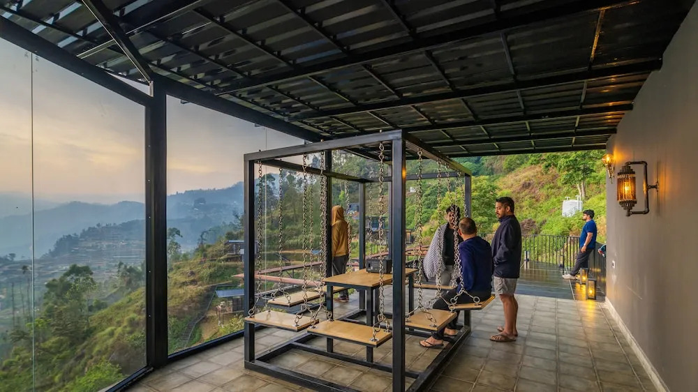 Zostel Plus Poombarai, Kodaikanal