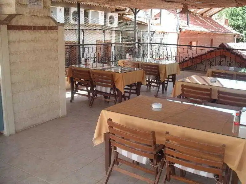 Poseidon Hotel Side