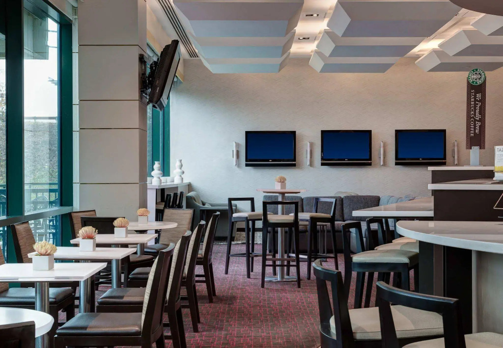 Courtyard by Marriott New York JFK Airport