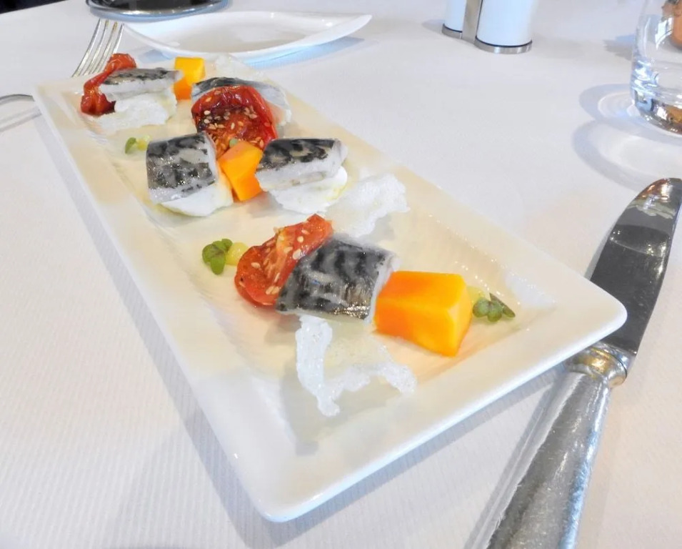 Logis Hotel Relais Saint Jacques - Châteauroux