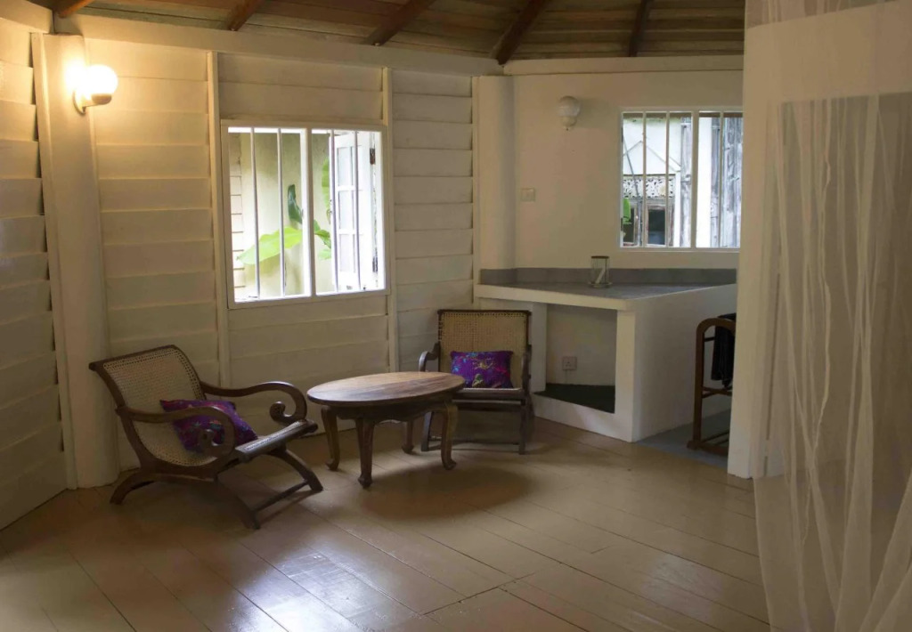 Kahuna Hotel