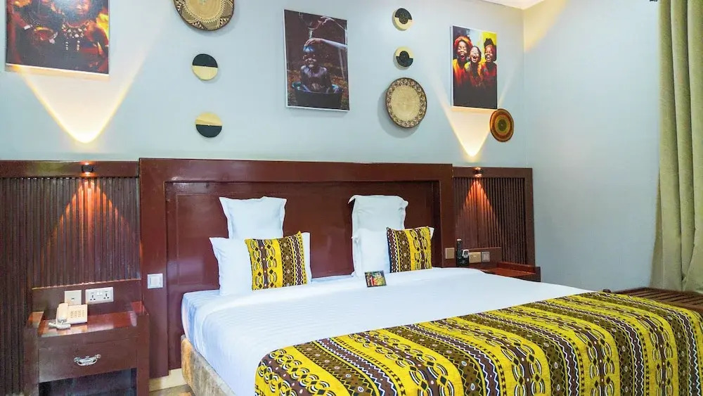 Sunset Retreat Hotel