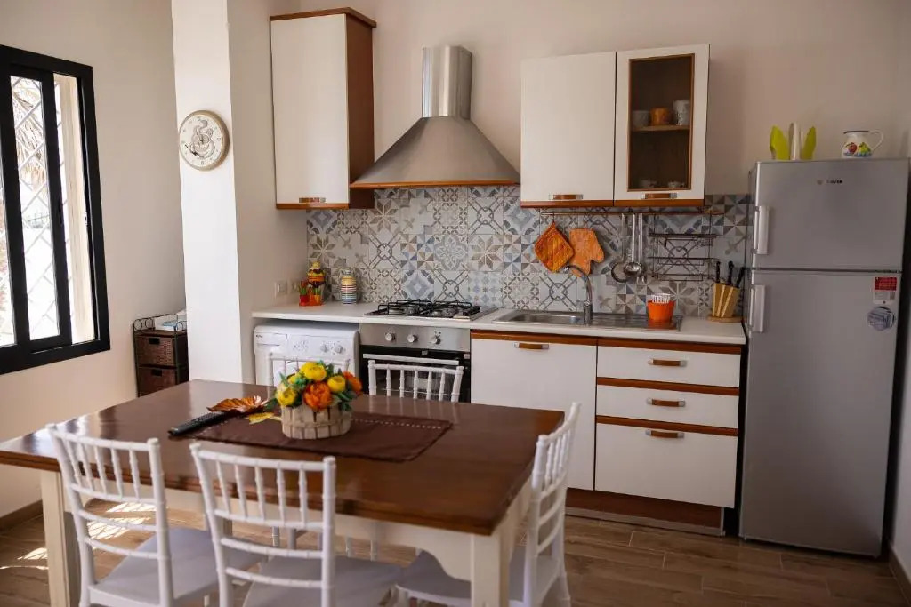 Alessandro House