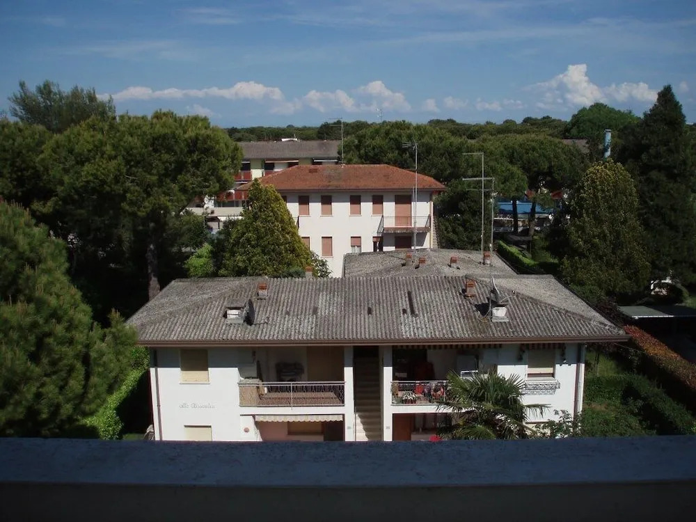 Practical Studio With Balcony - Beahost Rentals