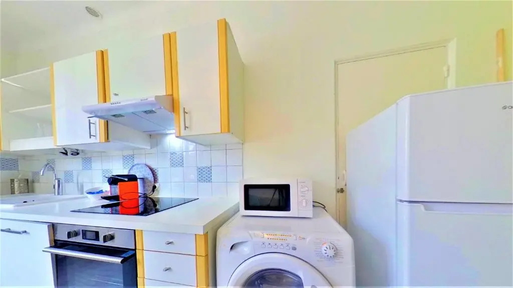 Appart 120 m2 entre gare, arènes, tour Luma clim