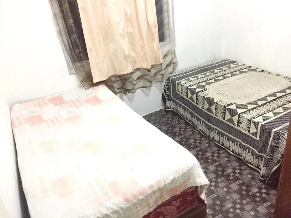 House With 3 Bedrooms in Pereybere, With Pool Access and Enclosed Gard