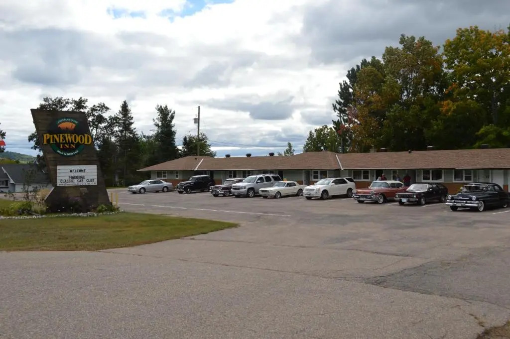 Pinewood Inn