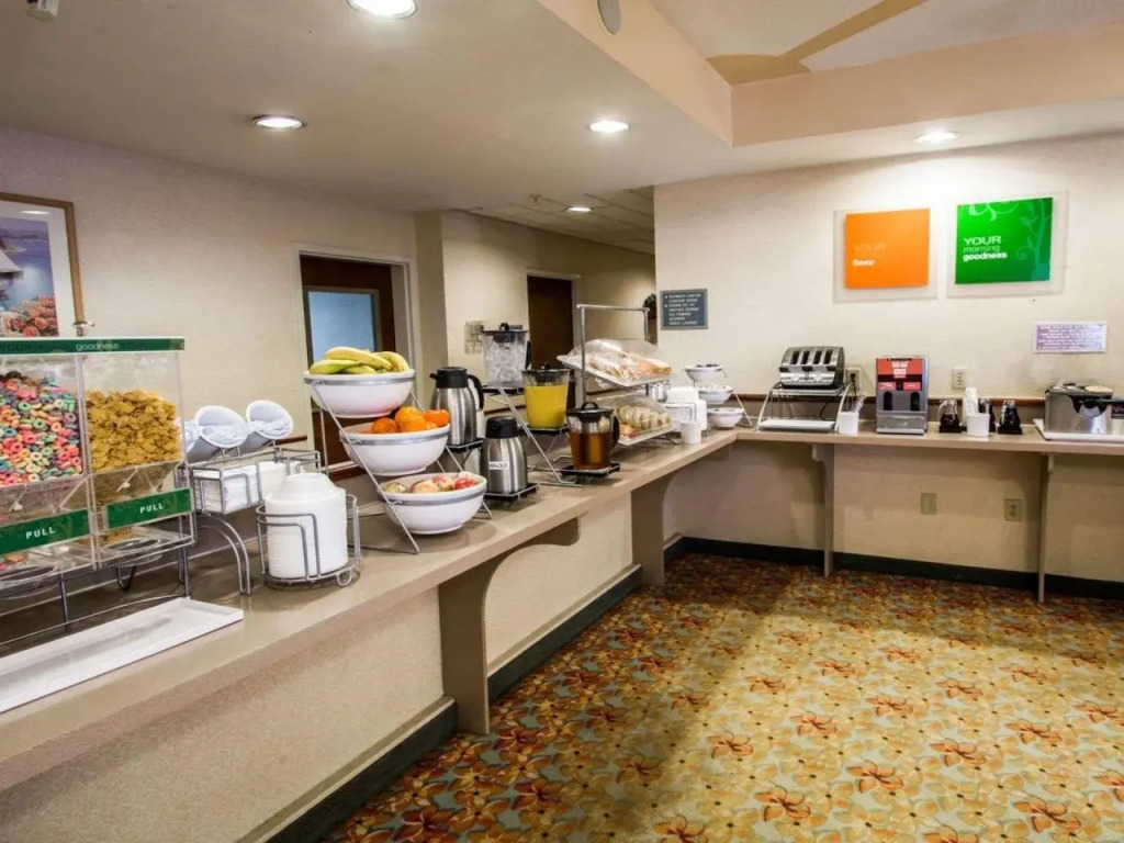 Comfort Suites Jacksonville Airport