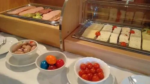 Altstadt- und Businesshotel Pfaubräu - Brauereigasthof - Frühstücksbuffet - kostenfreie Radgarage - Hunde willkommen