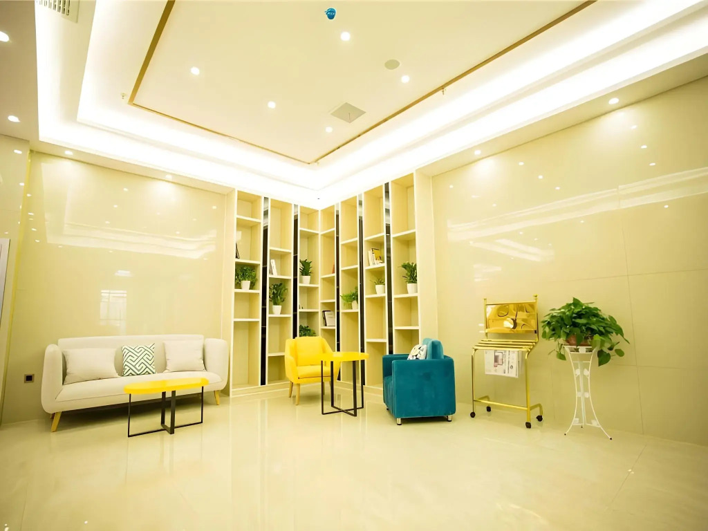 GreenTree Inn Wuxi Rongchuang cultural Tourism City Nanquan Town Business Hotel