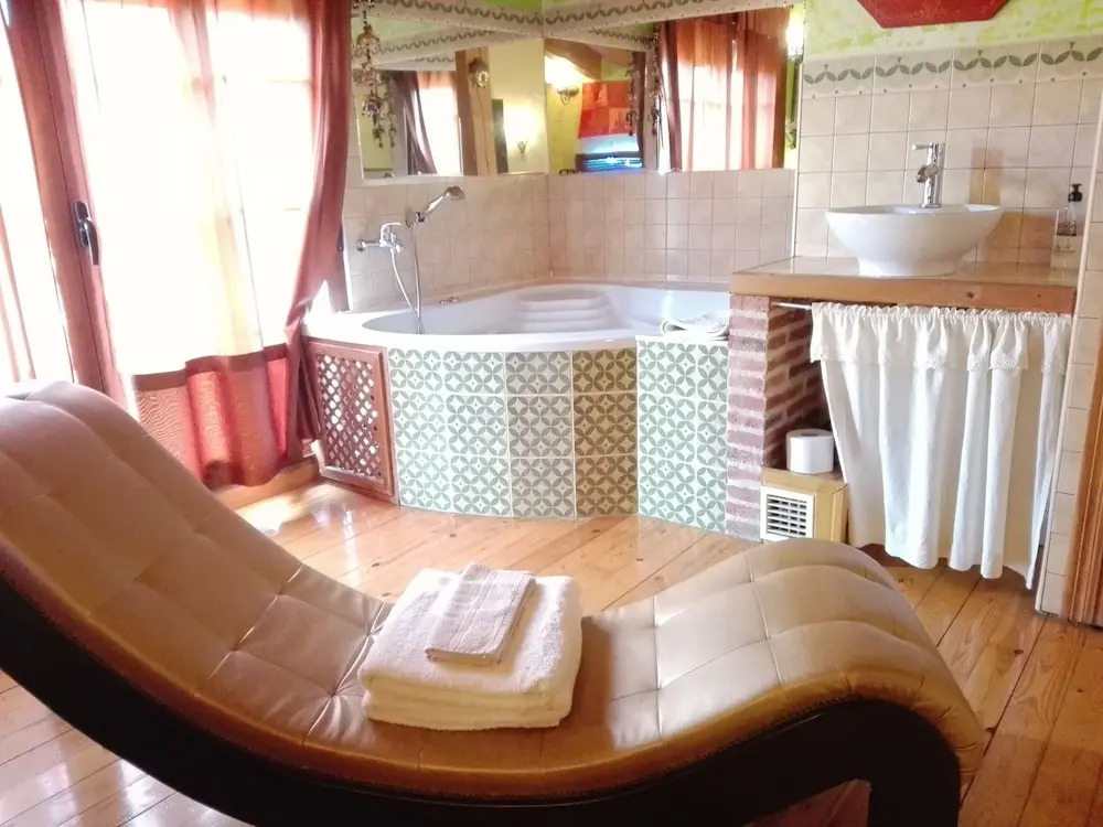 SUITE Love