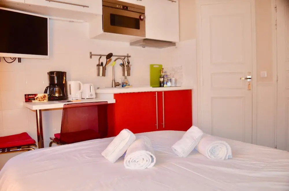 Studio in the Heart of the Marais !