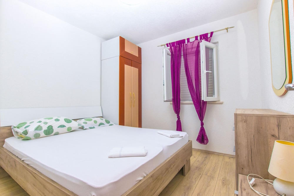 Marijana Bol Apartments