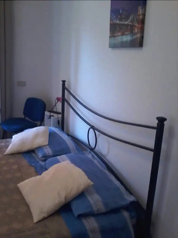 La Perla B & B Check in Time from h 20 pm till Midnight Orario check in da h 20 pm a mezzanotte
