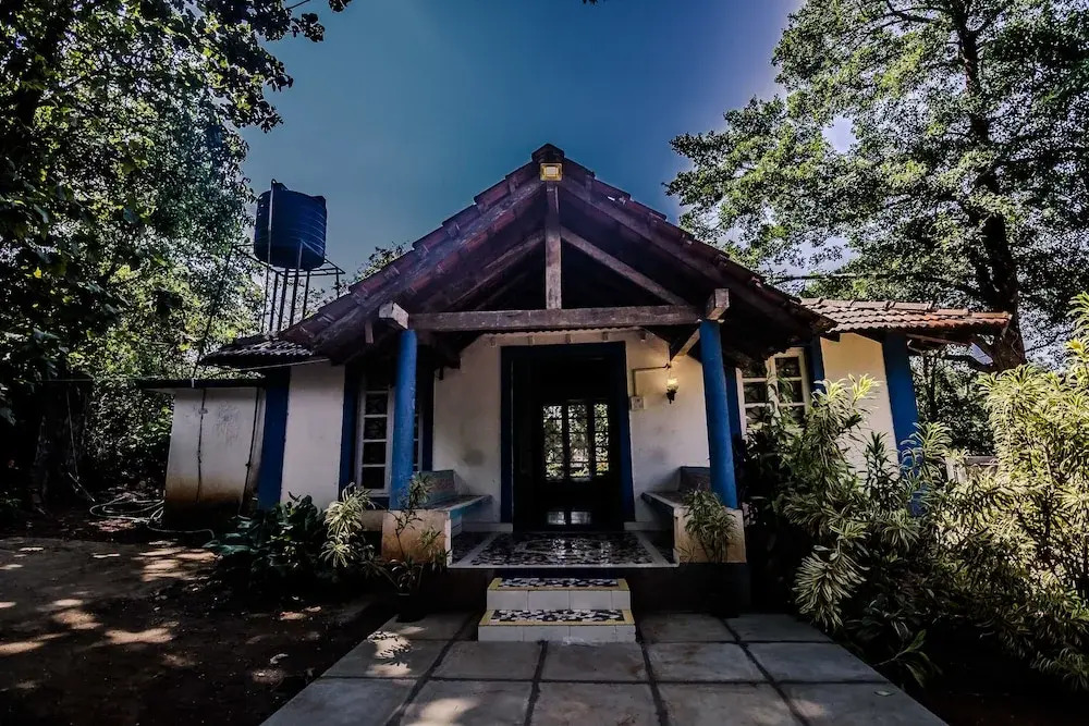 OYO Home 19186 Antique 1BHK