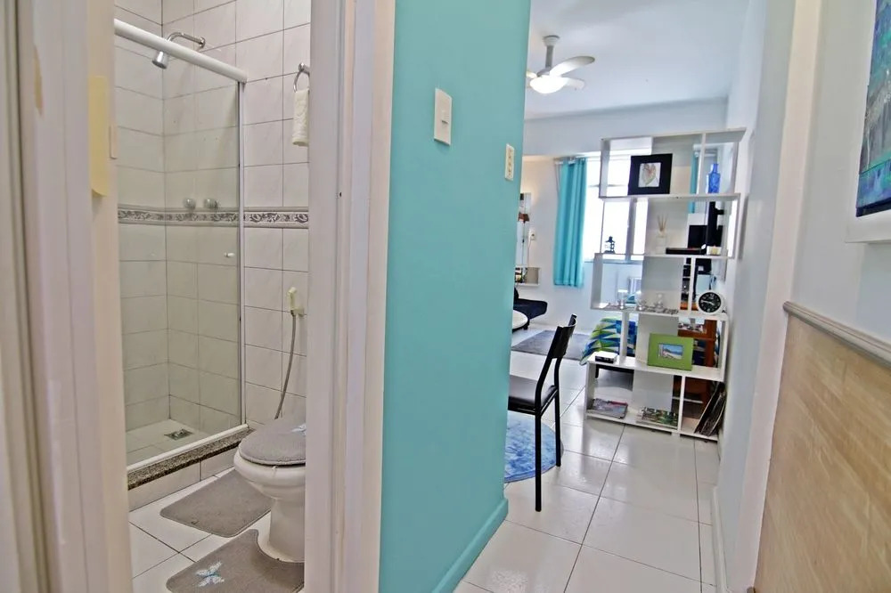 Apartamento Decorado Em Copacabana | Sf 184/604