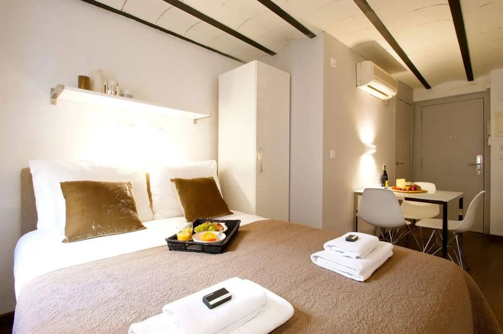 Feel Good Apartments Borne Down Town