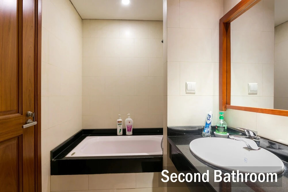 @Lancaster Saigon - Henry Apartment Free3G