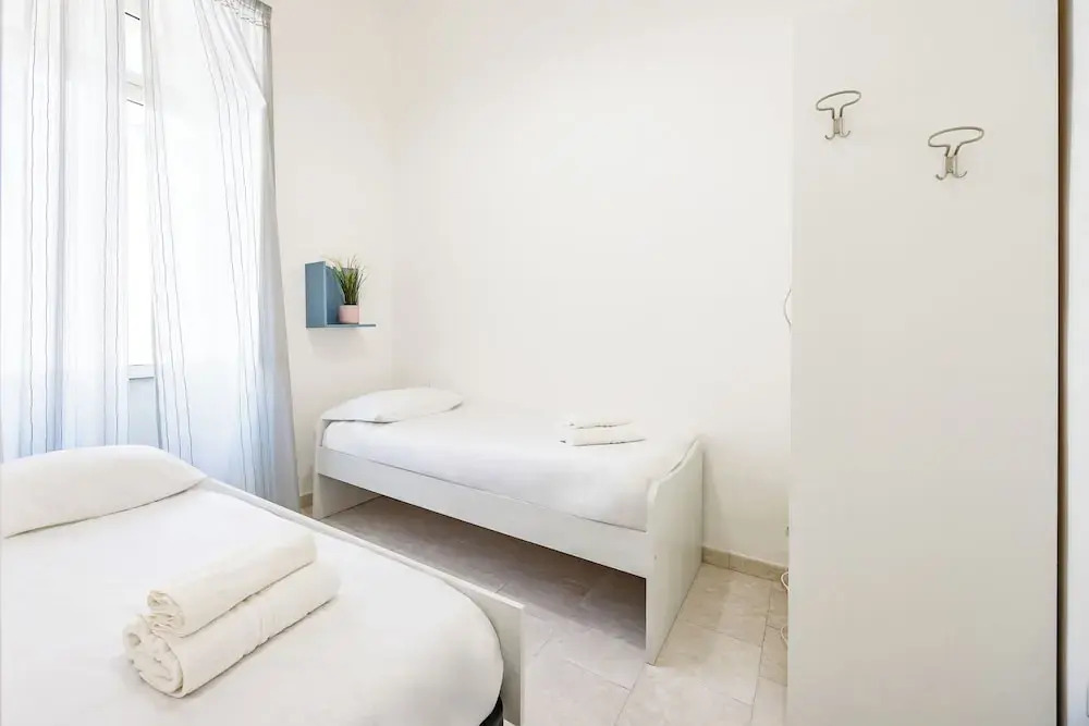 Urban Base Garibaldi by Napoliapartments
