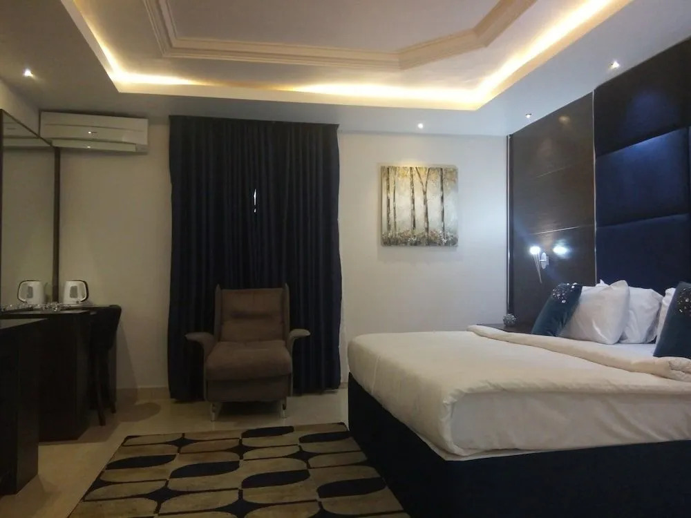 Saabhi Hotel Jabi