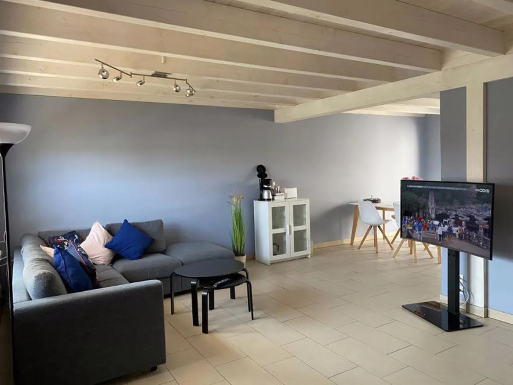HOUSE WEIGELT KRöSLIN