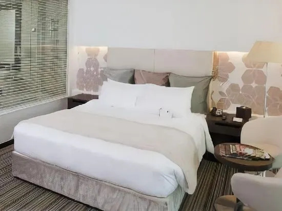 Yas Hotels by Experience Hub Inc Theme Parks
