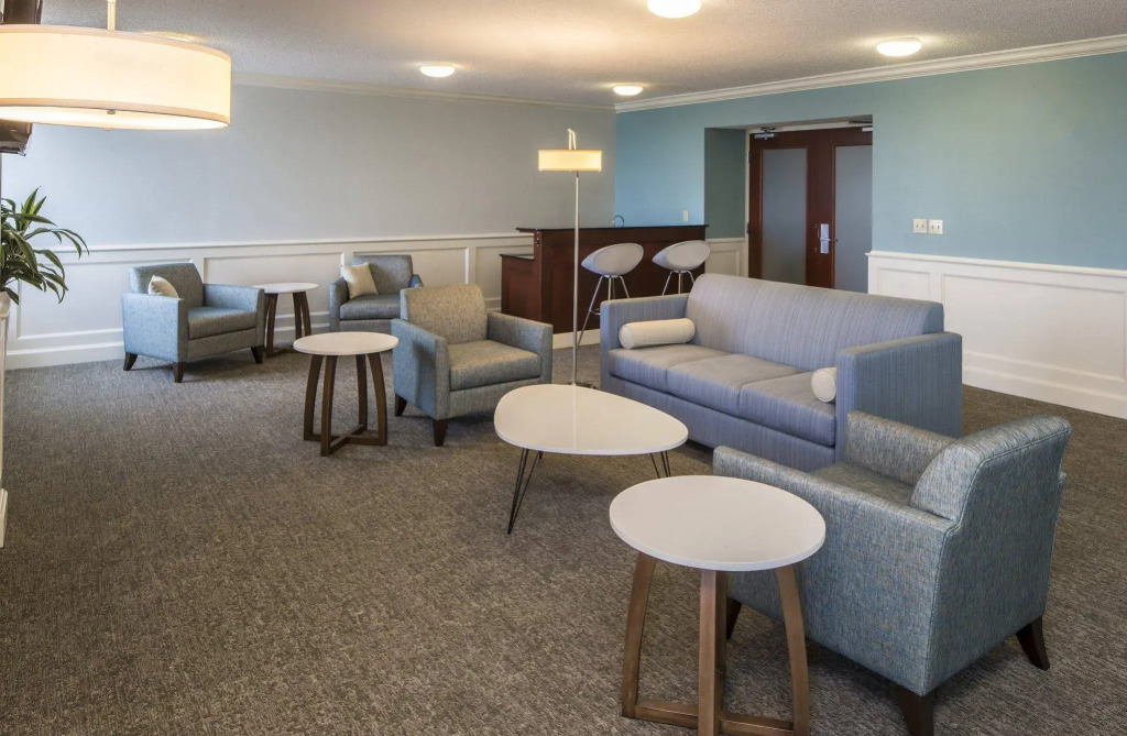 Crowne Plaza Hotel and Suites Pittsburgh South by IHG