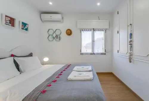 Central Beach Villa W/ Heated Pool, By TimeCooler