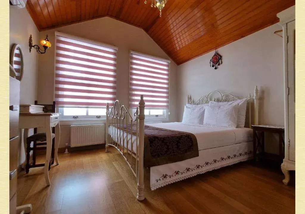 Çırağans Omnia Hotel