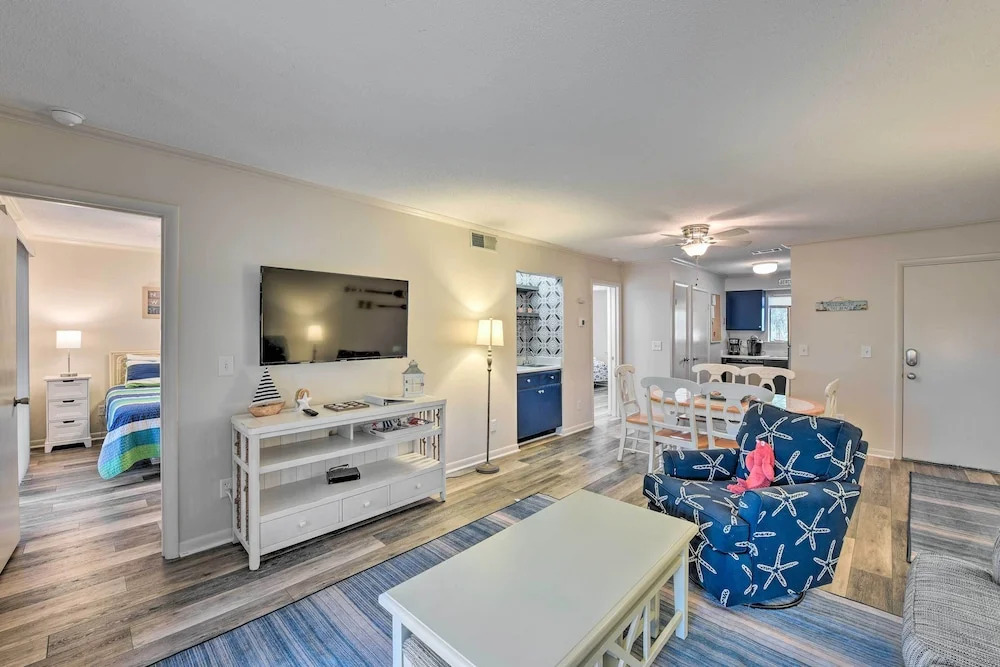 2 Pools + Hot Tub: Hilton Head Island Condo!