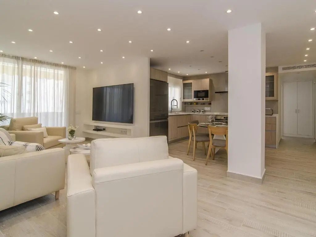 Sitges Spaces Oasis Suites- 4 Bedroom, 4 Ensuite Bathrooms, Terrace, Pool, Sitges Centre